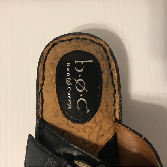 Born Concept black slide on Thong sandals size 7 - Picture 5 of 12